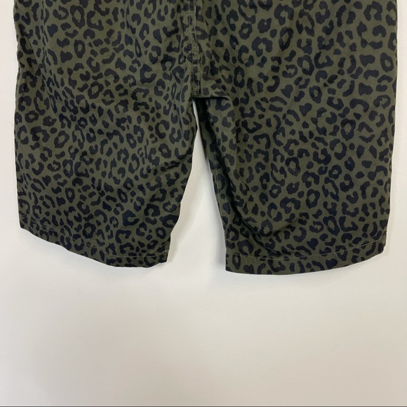 ❗️Cheetah Green Men’s Shorts - Picture 8 of 8